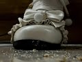 Crushing Some Snacks In Lolita Shoes Lo鞋踩食物 Crushing Some Snacks In Lolita Shoes Lo鞋踩食物
