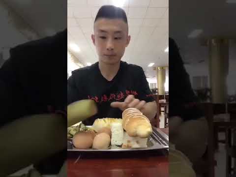 拳击运动员的早餐Boxer’s big breakfast