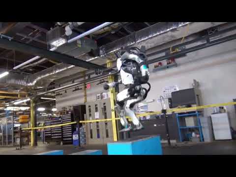 Робот от Boston Dynamics делает сальто