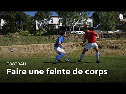 Vidéo: Comment Apprendre à Faire Des Feintes Au Football