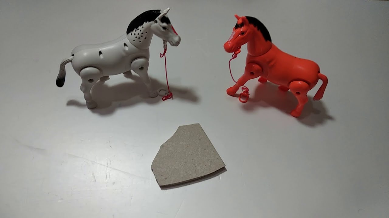 🏇 Beautiful two horses white orange and the music bounces on the battery🏇