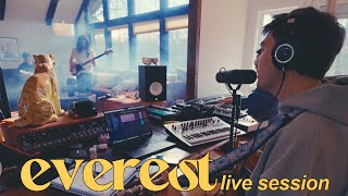 Download lagu Public Library Commute  - everest - Live Session