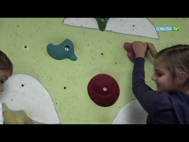 ÚJBUDAI MOZAIK: Mindenki megmozdult a Pajkos utcabálon (2017.09.25.)