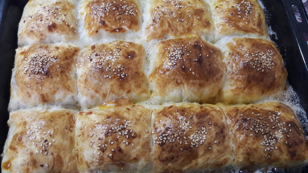 Tavuklu garnitürlü börek tarifi YouTube