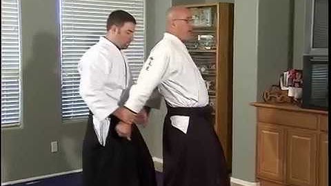 Aikido Basic Techniques   Ushiro Tekubi Tori Kokyunas