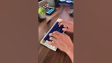 ABS vs PBT Keycaps, what are you taking? #keycaps #keyboards #keyboard #mechanicalkeyboard #shorts