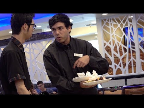 fake-waiter-at-a-restaurant-prank!