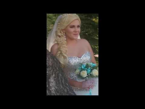 Свадьба пела и плясала.