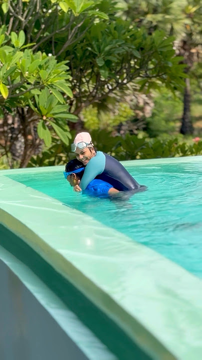 Amma kuda Pondicherry la swimming 🥰🤩#ishqyouall #dance #swv #tamil #youtube #shortsvideo