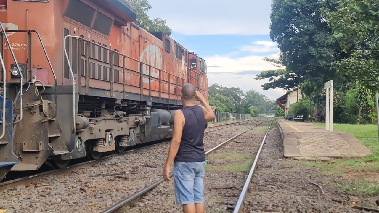 LOCOMOTIVA ALL E RUMO NO COMANDO DO TRENZÃO 