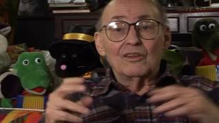 Marvin Minsky - Biological plausability for the Society of Mind theory (94/151)