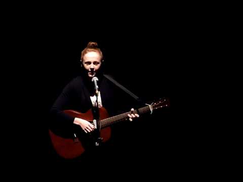 Laura Marling - The Needle and The Damage Done (Ne...