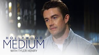 Tyler Henry Gives Robert Buckley's Father a Message | Hollywood Medium with Tyler Henry | E!