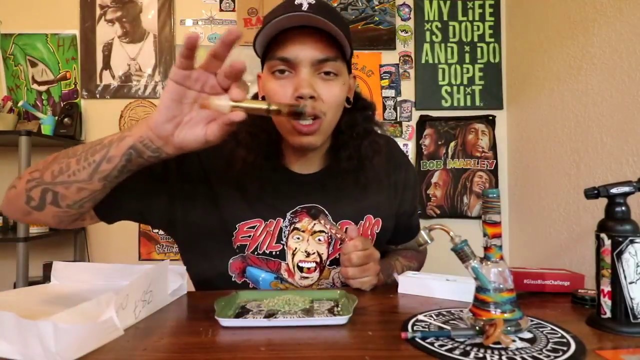 Full Size Glass Blunt Review - YouTube