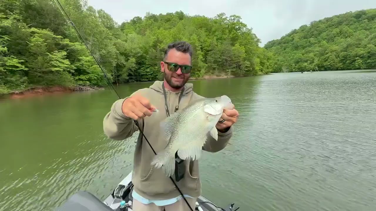 Summer Crappie on Dale Hollow - "A Day out with the Cleary's"