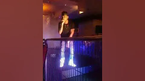 Anthony vives.show En vivo toronto 2018