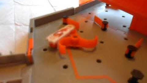 Hex Bug stuck going around in a circle