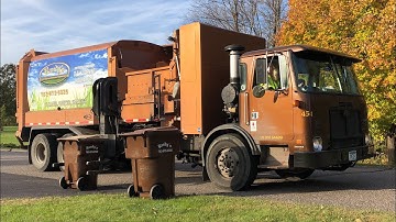 Randy’s Autocar Labrie Automizer Garbage Truck