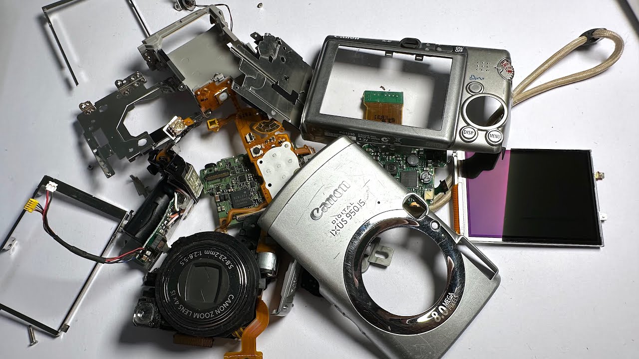 Canon IXUS 950 IS Digital Camera Disassembly