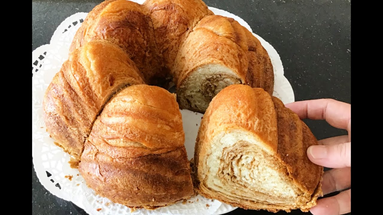 Kek Kalıbında Haşhaşlı Çörek( Süpriz Çörek)👉🏻bera tatlidunyasi YouTube