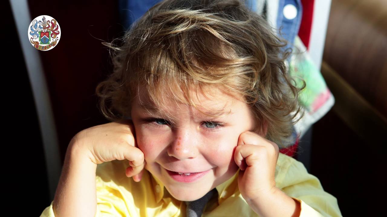 ЛАЗАРЬ ВАЛИТОВ 4 года, Театр-студия "НЕПОСЕДЫ" г. Москва - YouTube