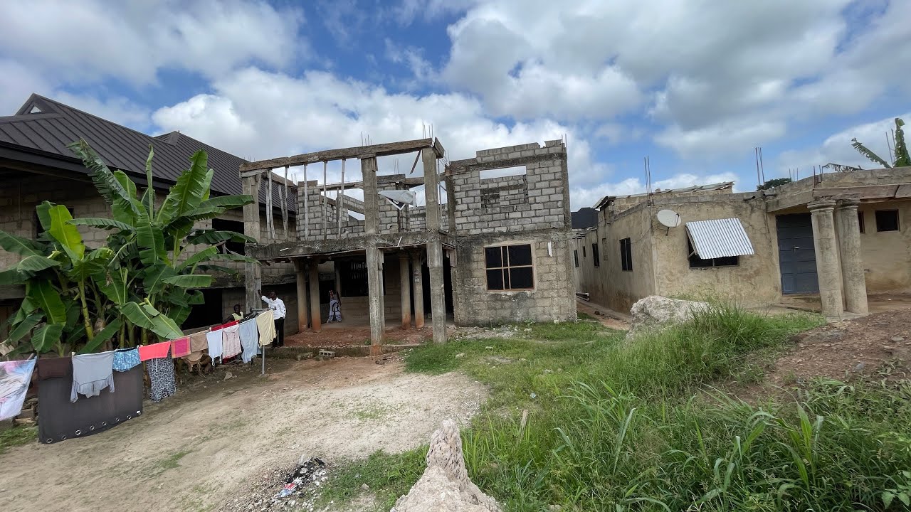4 Bedrooms House For Sale At Abrepo