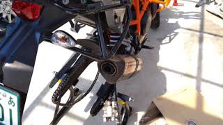 KTM 690dukeリアタイヤ交換！