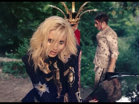 Aleyna Tilki feat Emrah Karaduman - Yalnız Çiçek - Karaoke
