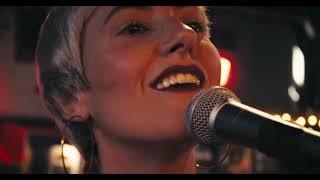 Luciana Canizella Dama De Espadas - Ilessi E Iara Ferreira Cover - Videoclipe Universitário