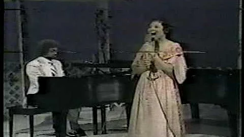 Sara Jordan Powell sings