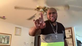 ASMR Hood thrift store role-play screenshot 3