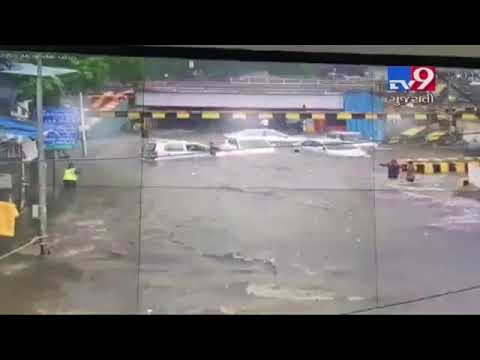 Transportation badly affected after heavy rainfall lashed parts of Mumbai|Tv9GujaratiNews