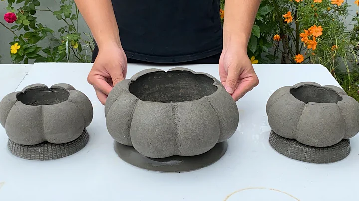 Amazing Creative From Cement - Idea Of Making Beautiful Flower Pots From Cement And Used Socks