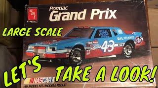 Luka"s Kits #21 The AMT 1/16th Scale Petty [NASCAR] Pontiac Grand Prix Kit