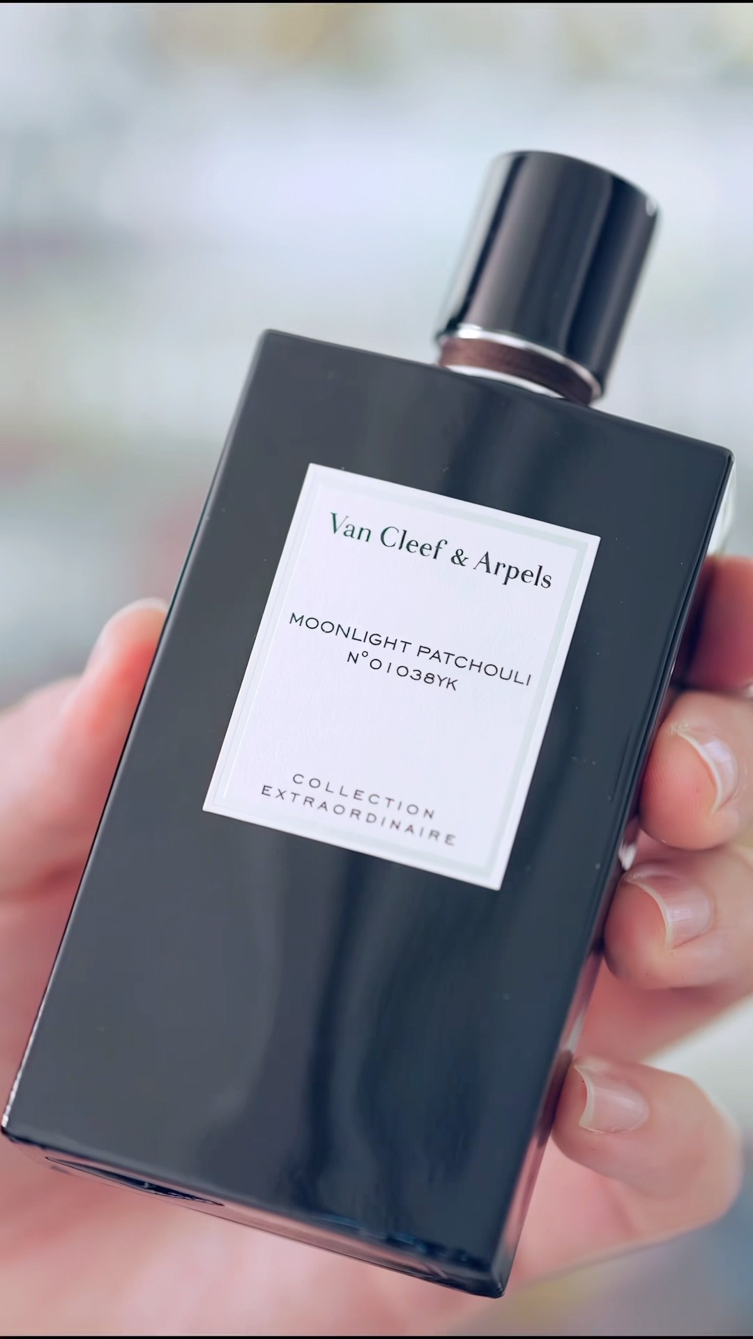 Fragrance Unboxing - Moonlight Patchouli by Van Cleef & Arpels