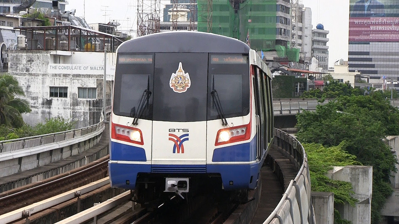 รถไฟฟ้าbts  2022  BTS Skytrain Bangkok Thailand 2012.