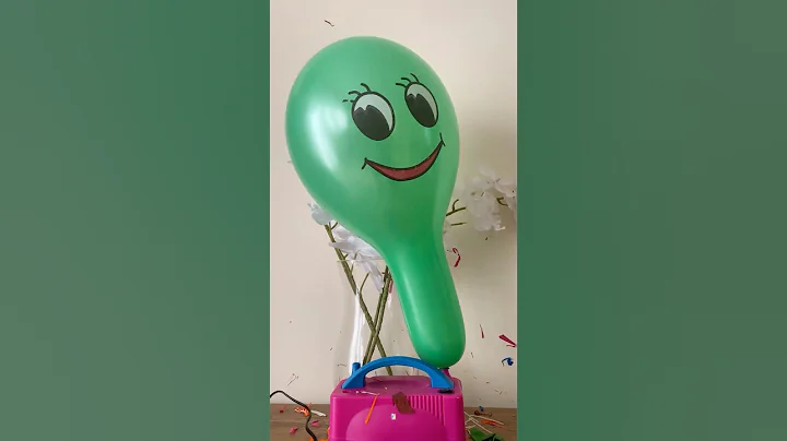 Green Emoji Balloon Popping Fun 🎉🎈😮🤪😂 #shorts #viral shorts #balon #balloon #funnyvideo