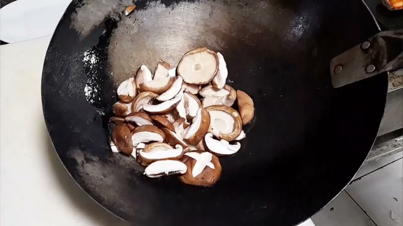 COMO FAZER SALMÃO AO MOLHO DE SHITAKE