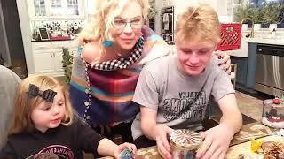 DIY Waterless Snow Globes with Hobby Lobby