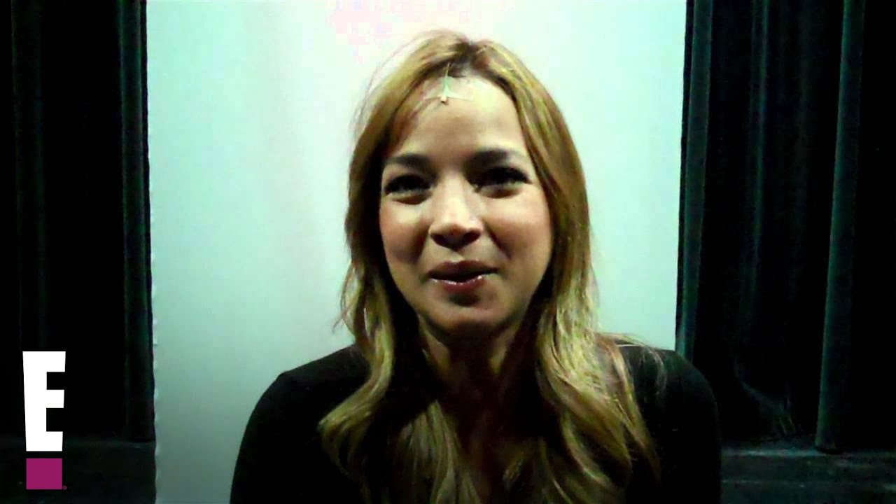 E! News | Adamari López saluda a eonlinelatino.com | E! Online Latino gossip magazines