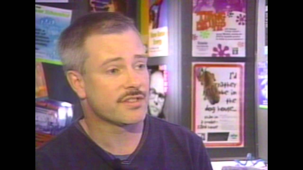 Mark Breaux of Smoke Free Maryland speaks at College Tobacco Summit. (2004)