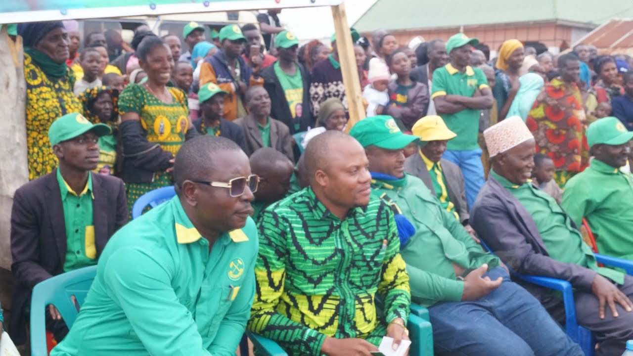 HII NDIO USHILIKA YA CCM TUNAYO IJUWA FAGASON AKOSHWA NA MAPOKEZI YA WANANCHI AAHIDI MAKUBWA 