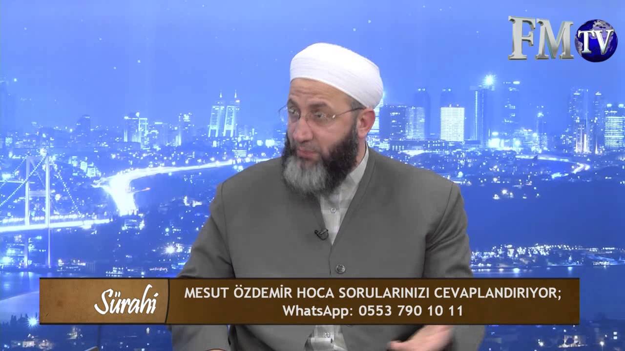 Evimizde Kopek Var Kopegin Girmedgi Odada Namaz Kilinir Mi Youtube