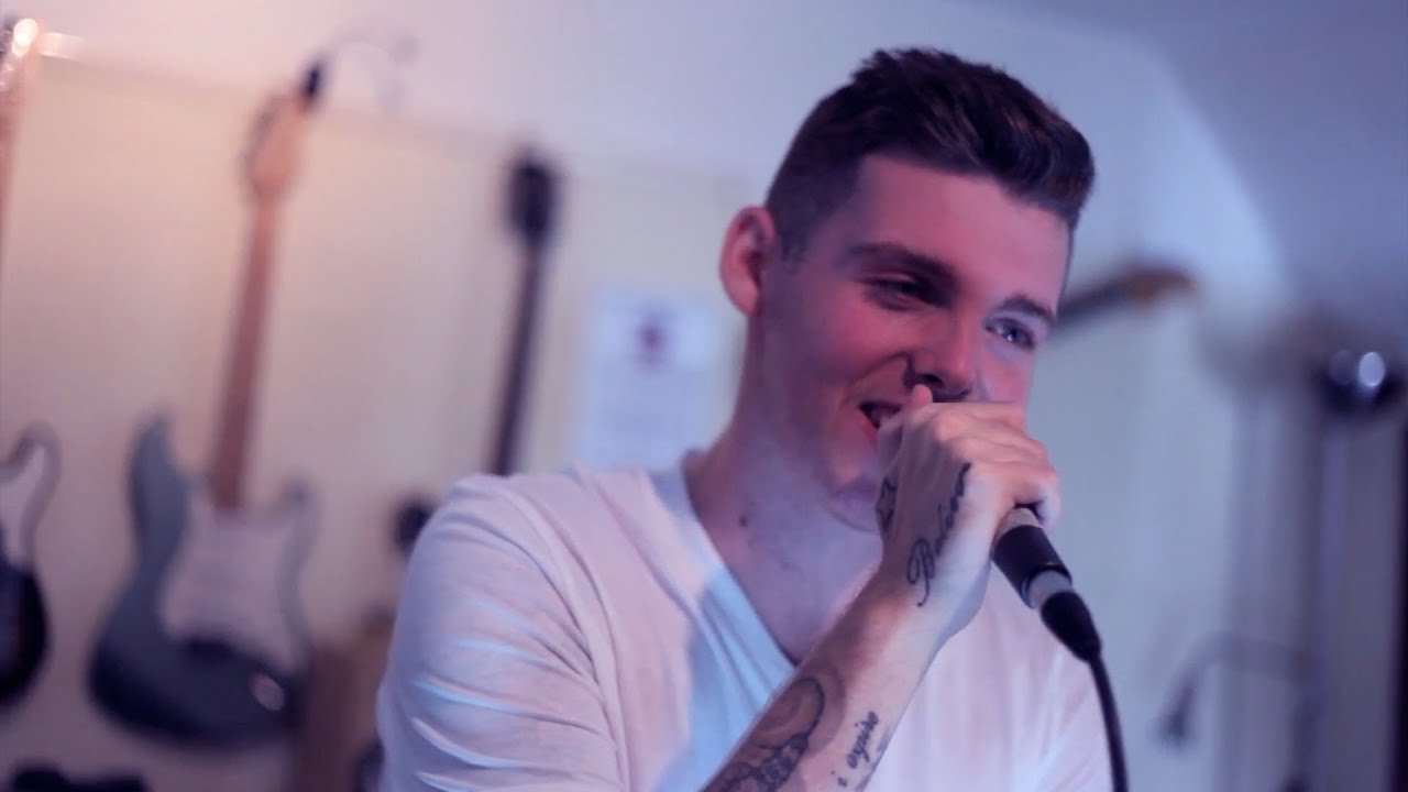 Woodzy [Live Session] - YouTube