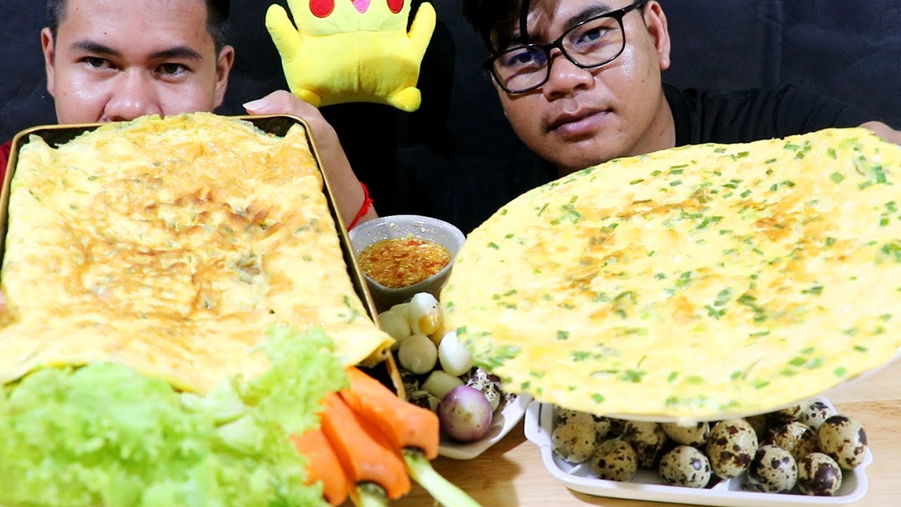 Eating Fried Egg 10 to delicious in my home - YouTube