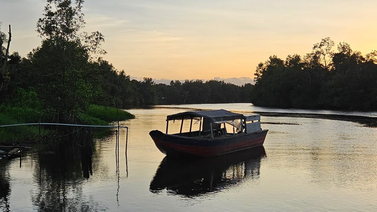 Another trip from Ogle to Mabaruma to Kumaka market day. Region 1
