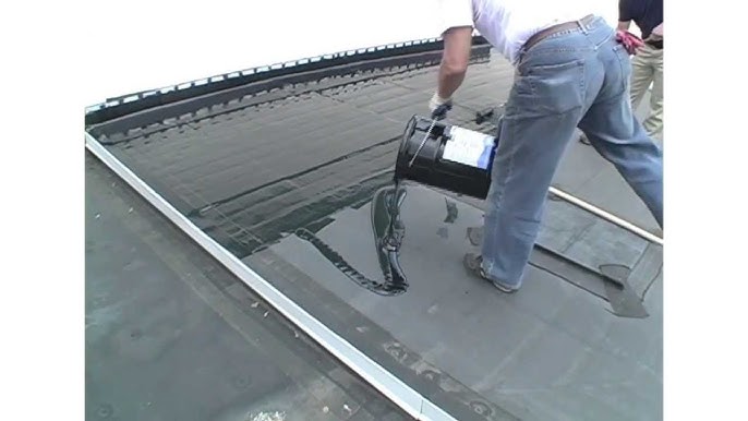 Liquid rubber flat roofing system for new flat roofs or roof repairs 