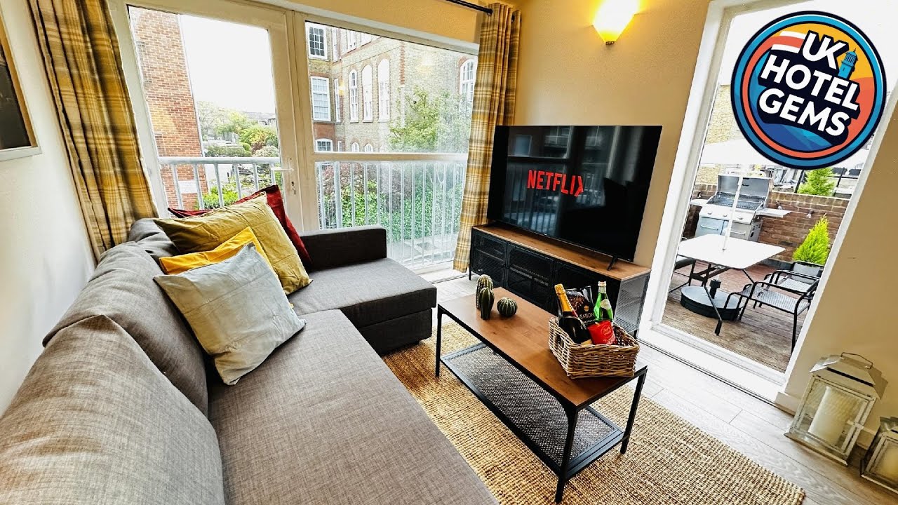 Canary Wharf View Apartments | London, United Kingdom | Hotel Review 🌟