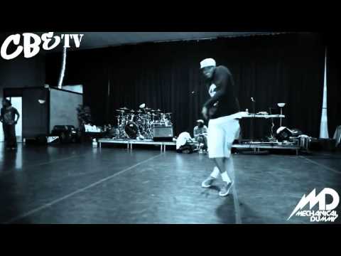 Chris Brown - Dance  Master !