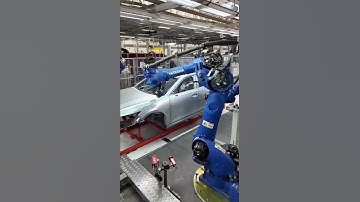 Automobile production using Yaskawa robots #robot #robotics #machine
